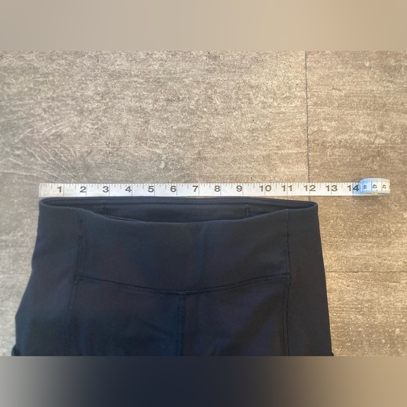 Lululemon Speed Up Crops, Black, Size 4 - Picture 3 of 5